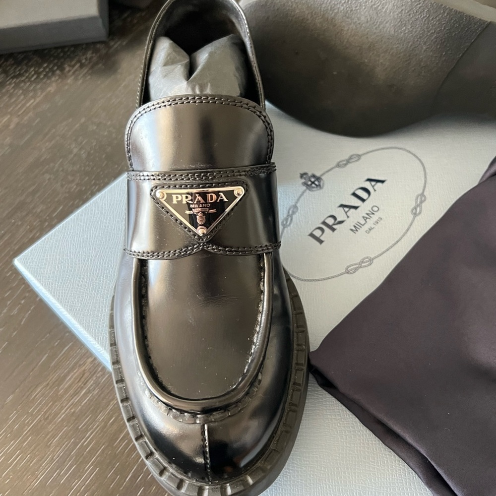 Prada Black Patent Leather Loafers with Signature Triangle Logo - Picture 2 of 6